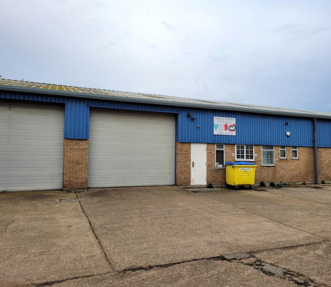 Meadow Drov, Earith for lease - Building Photo - Image 1 of 4