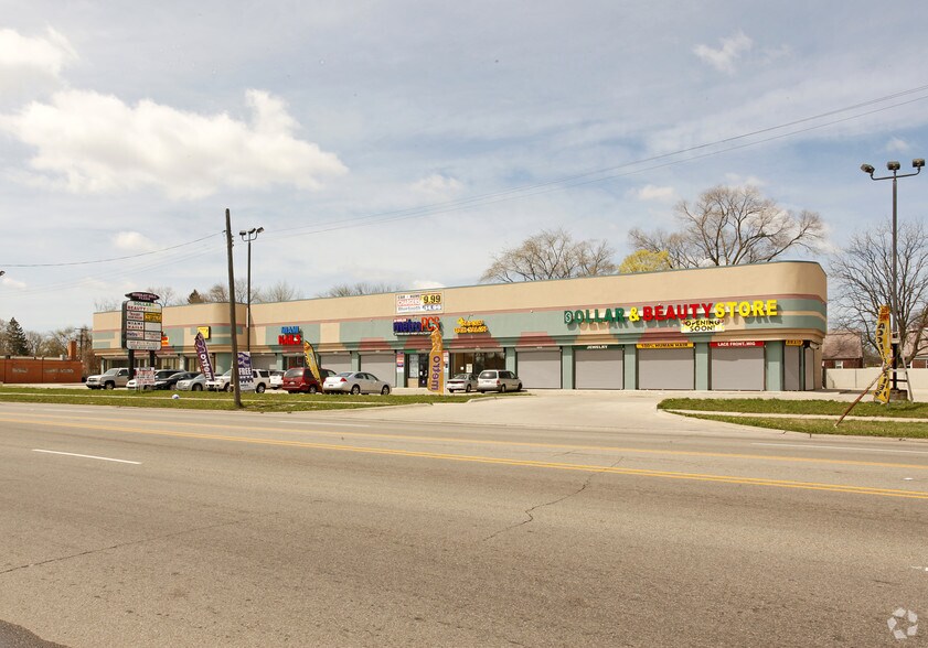 20111-20171 Greenfield Rd, Detroit, MI à louer - Photo du bâtiment - Image 2 de 3