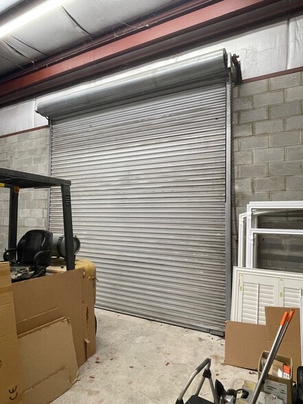 11341 Distribution Ave E, Jacksonville, FL à louer - Photo du bâtiment - Image 2 de 10