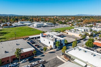 639 S Glenwood Pl, Burbank, CA - Aerial map view