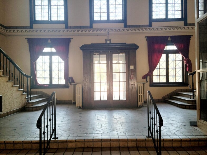 801 61st st, Kenosha, WI for lease - Building Photo - Image 3 of 7