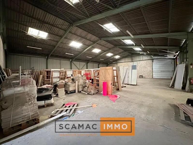 Industrial in Gignac-la-Nerthe for lease Interior Photo- Image 1 of 5