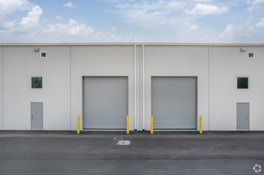 4465 Collins Rd, Jacksonville, FL for lease - Building Photo - Image 3 of 5