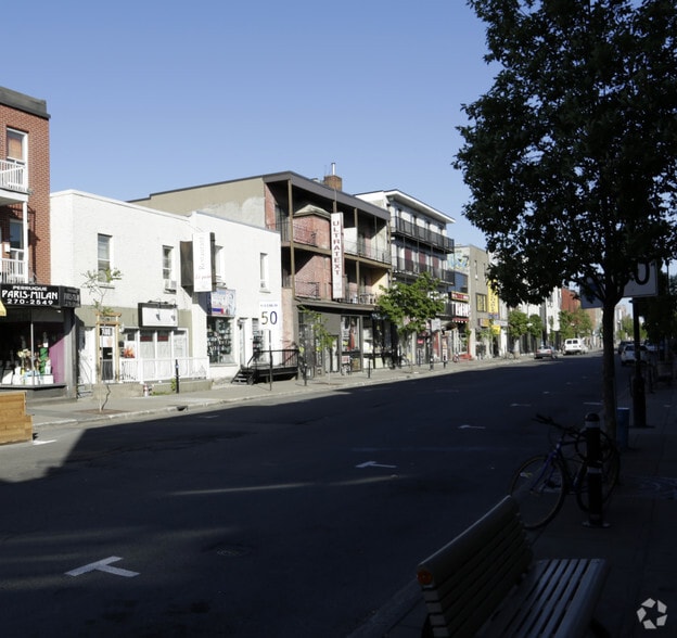 7184 Rue Saint-Hubert, Montréal, QC for sale - Building Photo - Image 2 of 2