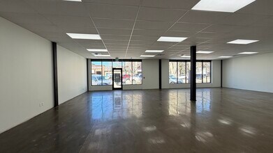 95 3 Ave E, Drumheller, AB for lease Interior Photo- Image 2 of 7