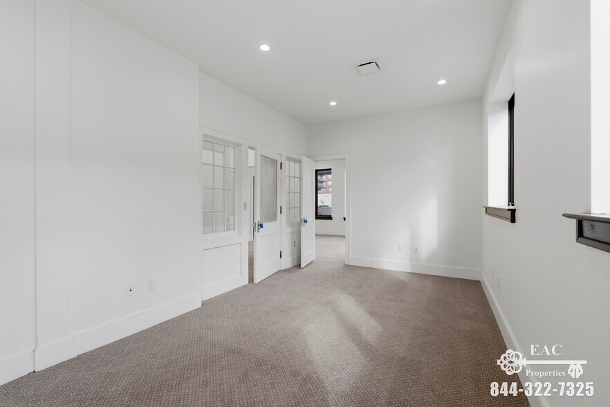 163-167 Bedford St, Stamford, CT à louer - Photo du bâtiment - Image 3 de 22