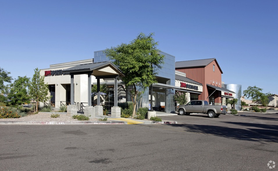 211 E Warner Rd, Gilbert, AZ for sale - Building Photo - Image 2 of 13