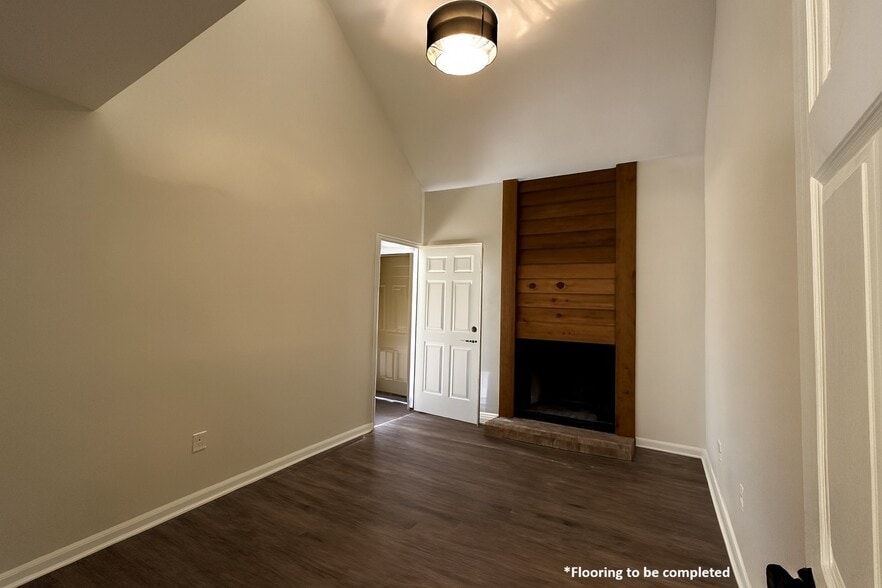 151 Mary Esther Blvd, Mary Esther, FL for lease - Building Photo - Image 3 of 11