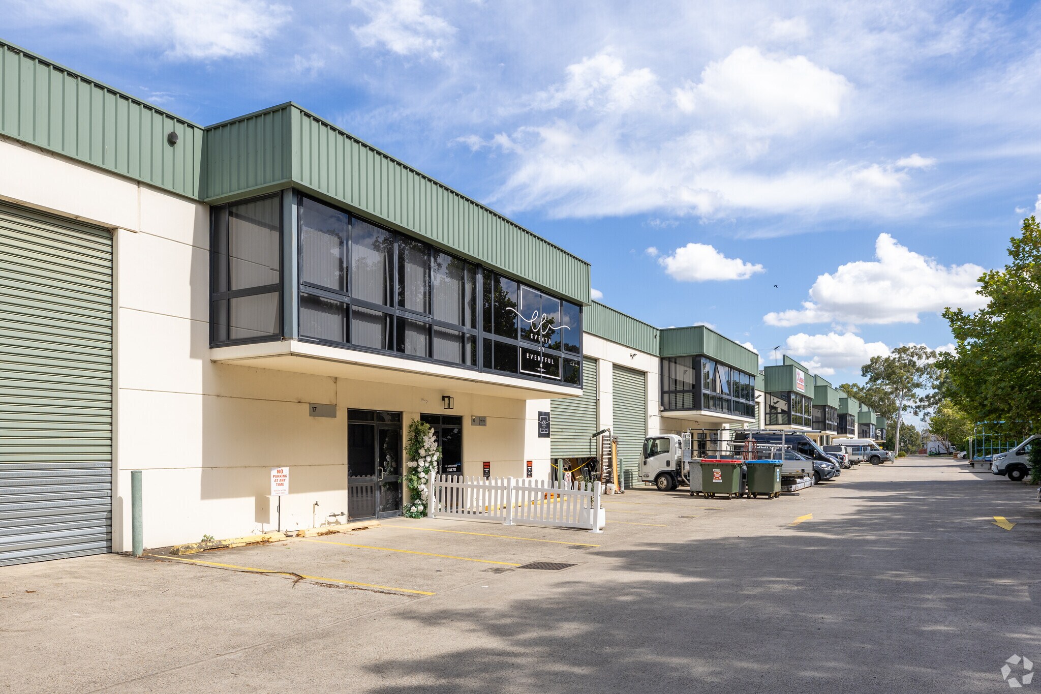 244-254 Horsley Rd, Milperra for lease Primary Photo- Image 1 of 10