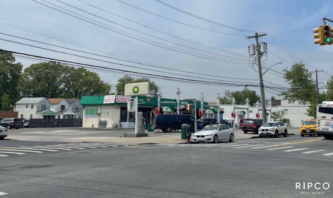 11660 Sutphin Blvd, Jamaica, NY à vendre Photo du bâtiment- Image 1 de 1