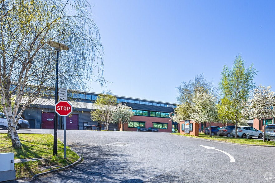 2-4 Rue Charles Christofle, Saint-Denis for lease - Building Photo - Image 2 of 5