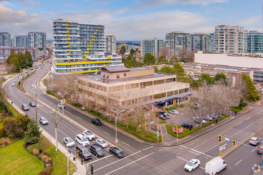 7031 Westminster Hwy, Richmond, BC for lease - Building Photo - Image 3 of 6
