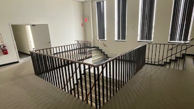 15829 Cross Bay Blvd, Howard Beach, NY for sale Interior Photo- Image 2 of 4