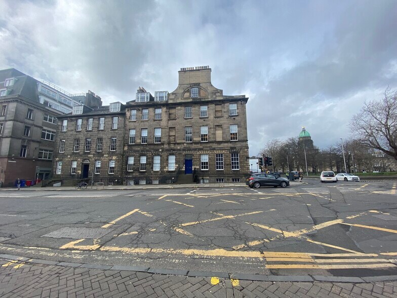 14 S Charlotte St, Edinburgh à louer - Photo du bâtiment - Image 2 de 14