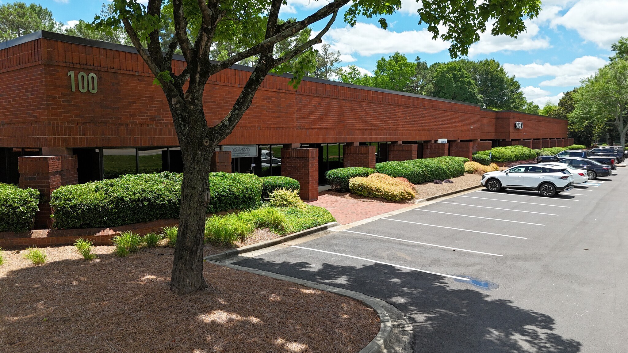 5600 Oakbrook Pky, Norcross, GA à louer Photo du bâtiment- Image 1 de 11