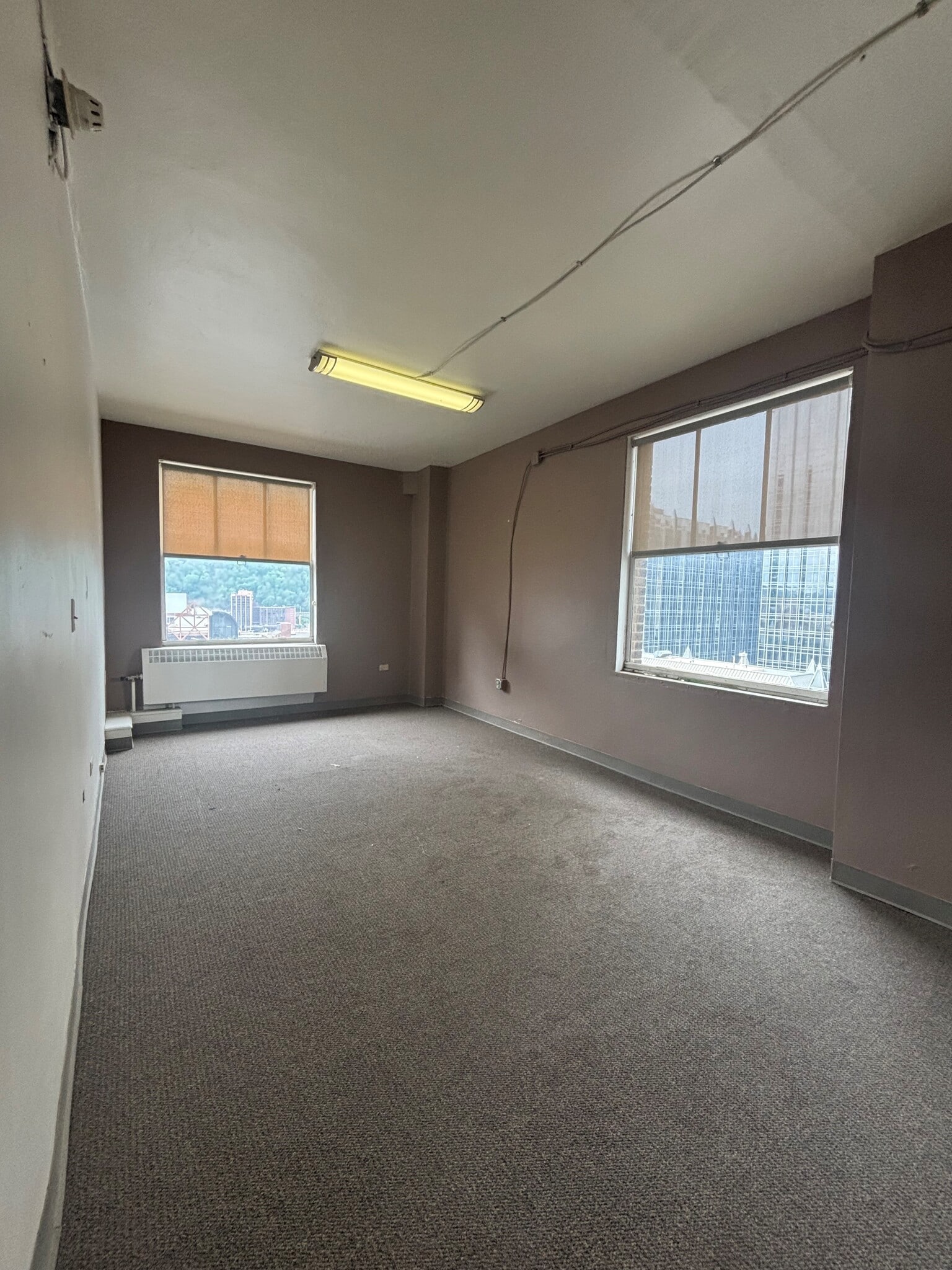 235-239 4th Ave, Pittsburgh, PA for lease Building Photo- Image 1 of 5