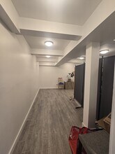 86 Brighton 1st Pl, Brooklyn, NY for lease Interior Photo- Image 2 of 12