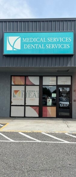 3180 W Clearwater Ave, Kennewick, WA for lease - Building Photo - Image 3 of 11