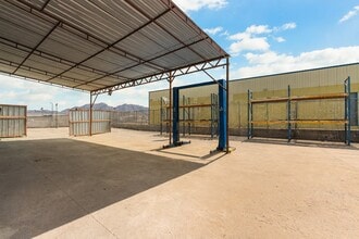 4890 E Cecile Ave, Las Vegas, NV for lease Interior Photo- Image 2 of 5