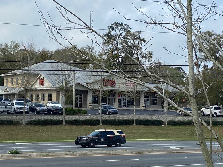 15634 NW US Highway 441, Alachua, FL à louer - Photo du bâtiment - Image 2 de 16