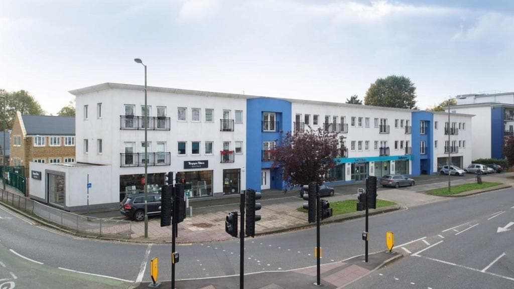 New Zealand Ave, Walton On Thames for lease Building Photo- Image 1 of 5