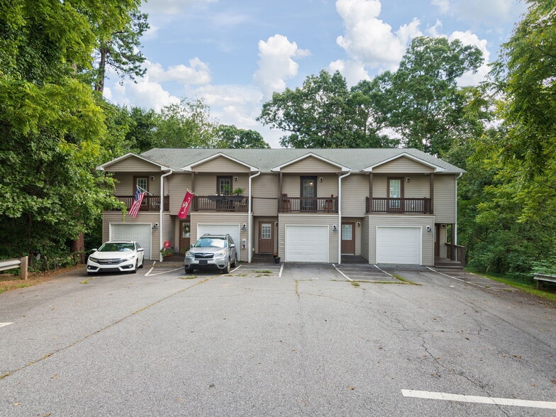 222 T F Kirkpatrick Way, Candler, NC for sale - Building Photo - Image 2 of 19