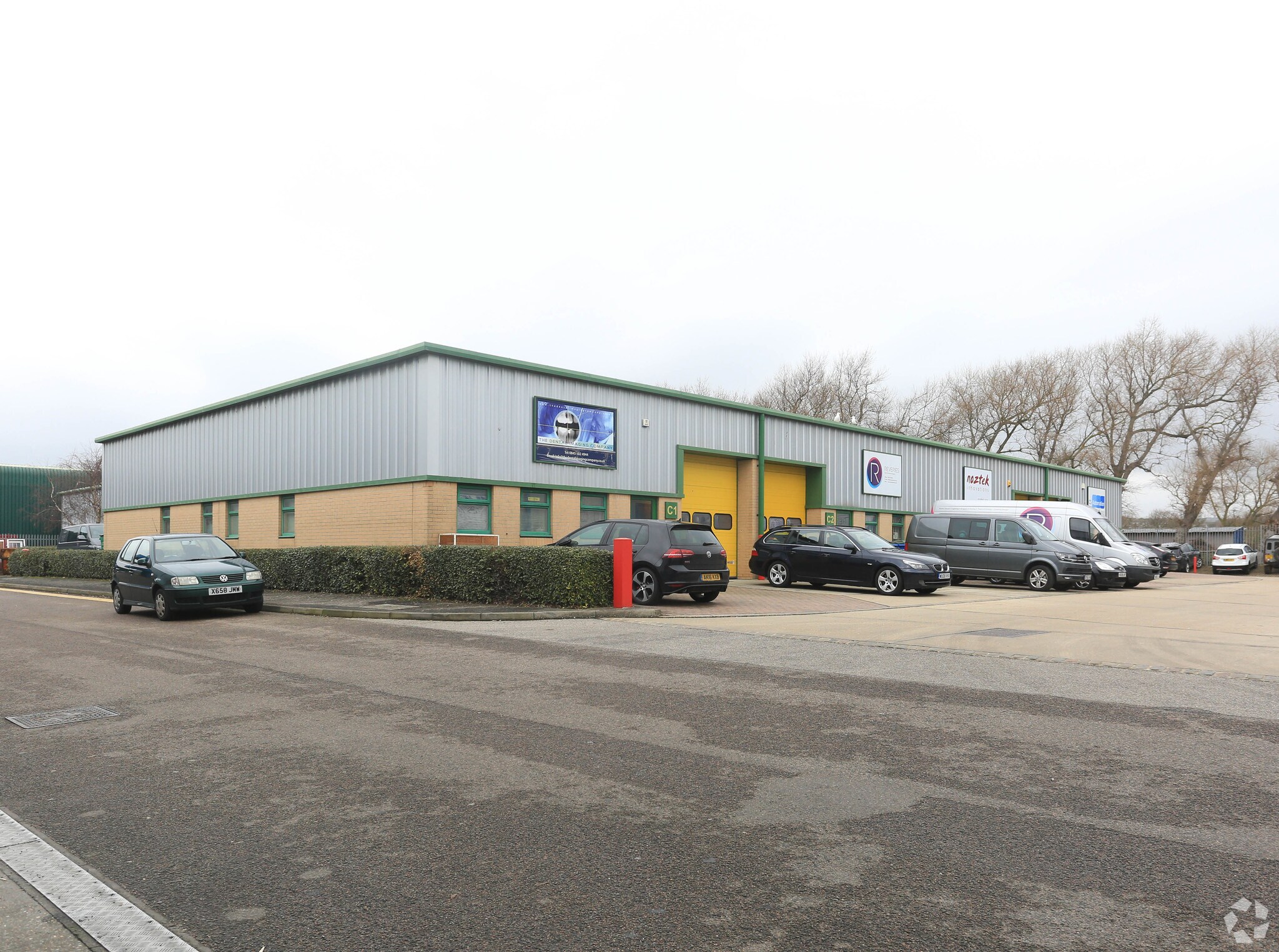 Evershed Way, Shoreham By Sea for lease Primary Photo- Image 1 of 4