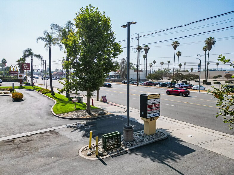 1636 Redlands Blvd, Redlands, CA à vendre - Photo du bâtiment - Image 3 de 8