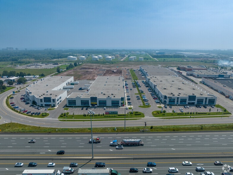 3278 S Service Rd W, Oakville, ON for lease - Primary Photo - Image 1 of 4