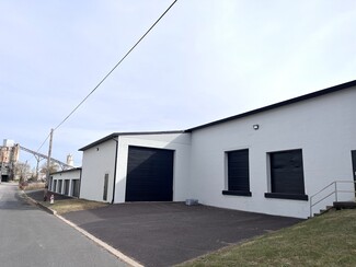 Plus de détails pour 821 W 5th St, Lansdale, PA - Industriel à vendre