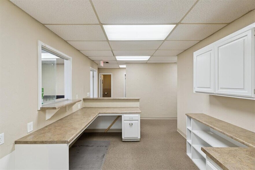 7505-7509 NW 23rd St, Bethany, OK à vendre - Photo du bâtiment - Image 3 de 10