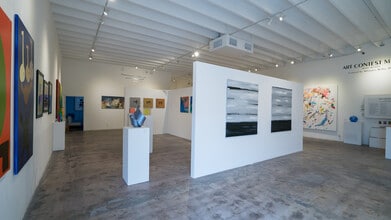 299 NW 25th St, Miami, FL for lease Interior Photo- Image 2 of 5