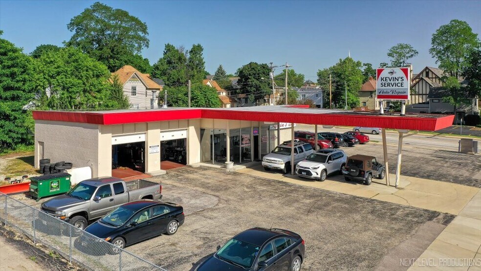 201 S 2nd St, St Charles, IL à vendre - Aérien - Image 1 de 15