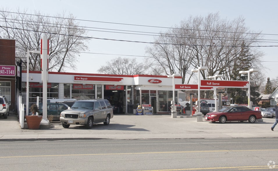 1772 Jane St, Toronto, ON à vendre - Photo du bâtiment - Image 2 de 2