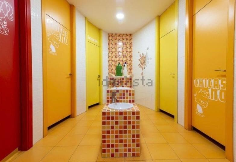 Retail in Cáceres, Cáceres for sale - Building Photo - Image 2 of 9