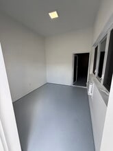 4834-4890 SW 75th Ave, Miami, FL for lease Building Photo- Image 2 of 8