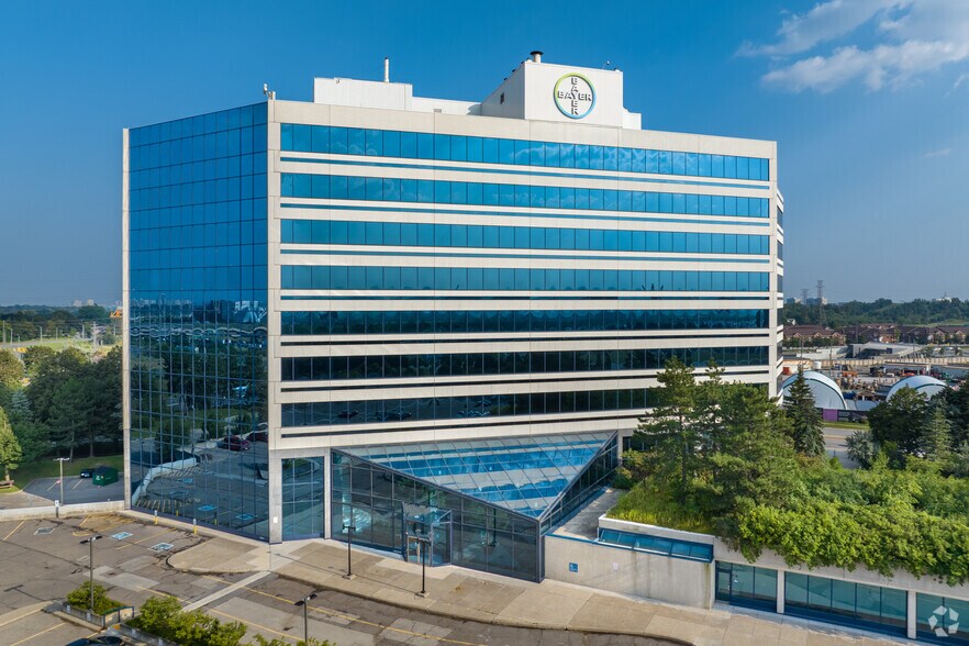 2920 Matheson Blvd E, Mississauga, ON à louer - Photo du bâtiment - Image 1 de 5