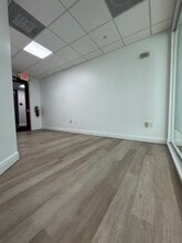 2601 E Oakland Park Blvd, Fort Lauderdale, FL for lease Interior Photo- Image 2 of 7
