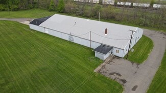 Plus de détails pour 221 W Cherry St, Butler, IN - Industriel à vendre