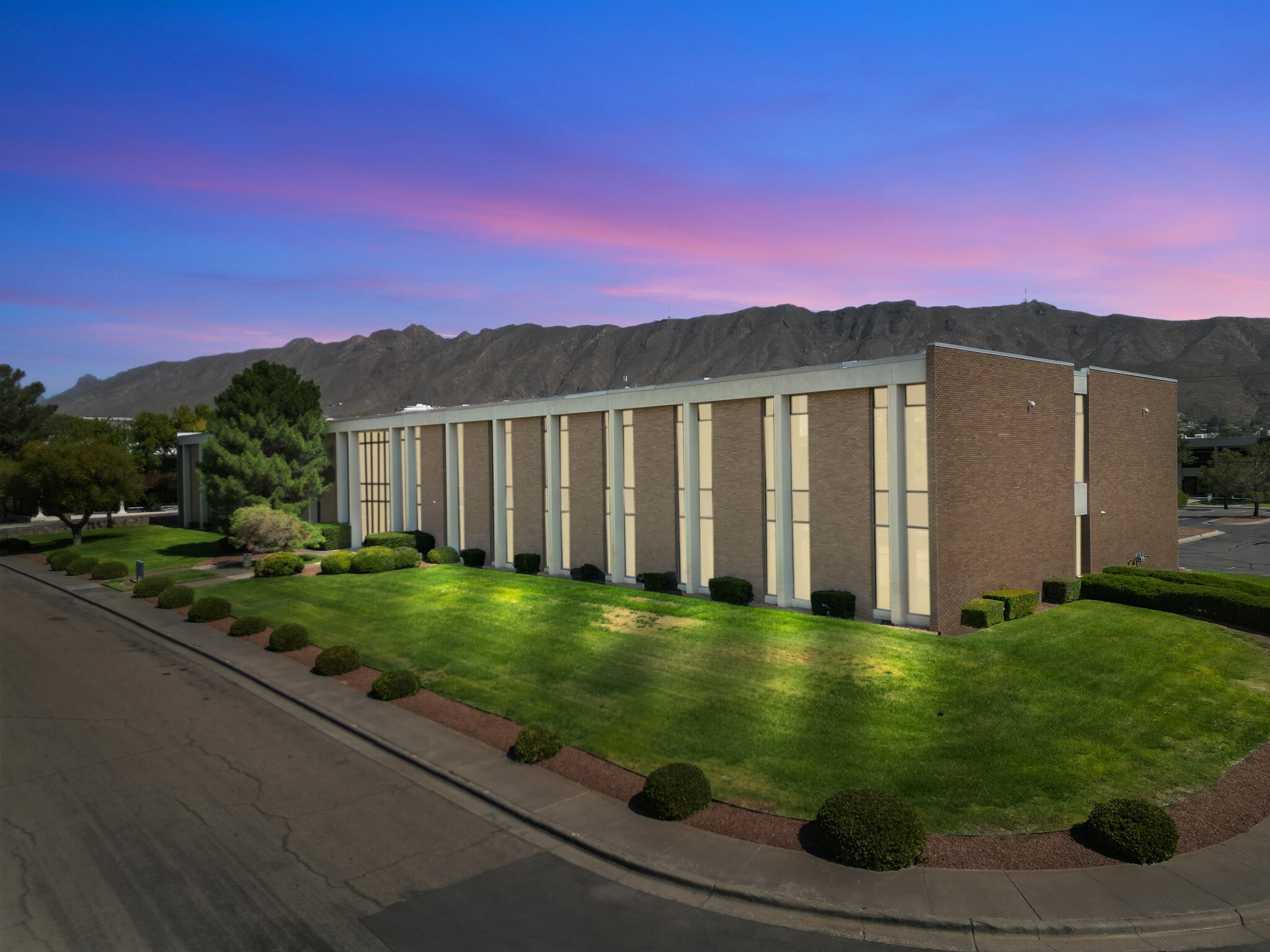 4150 Pinnacle St, El Paso, TX for lease Interior Photo- Image 1 of 4