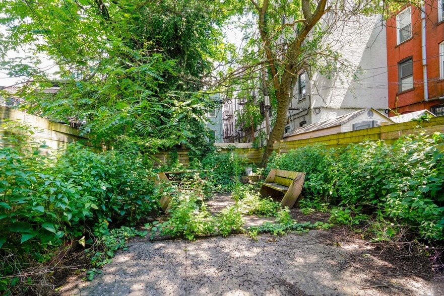 1100 Jefferson Ave, Brooklyn, NY for sale - Building Photo - Image 3 of 10