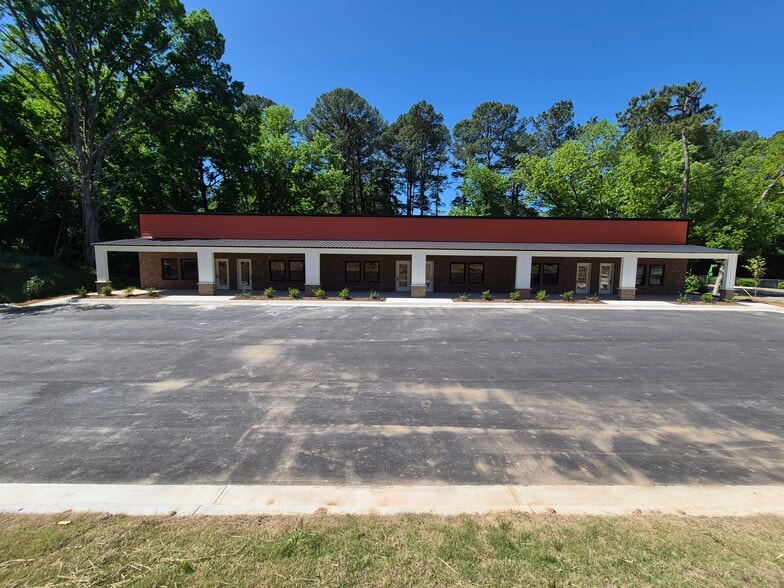 405 Rose St, Sanford, NC for lease - Primary Photo - Image 1 of 5