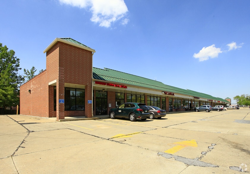 5600-5740 Wallings Rd, North Royalton, OH for lease - Building Photo - Image 2 of 2