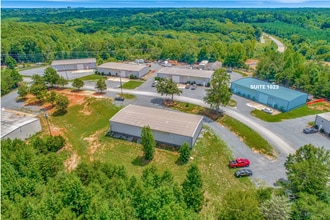 1011 Society Ln, Fort Mill, SC for lease Interior Photo- Image 1 of 18