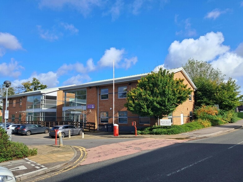 Molly Millars Ln, Wokingham for lease - Building Photo - Image 1 of 7