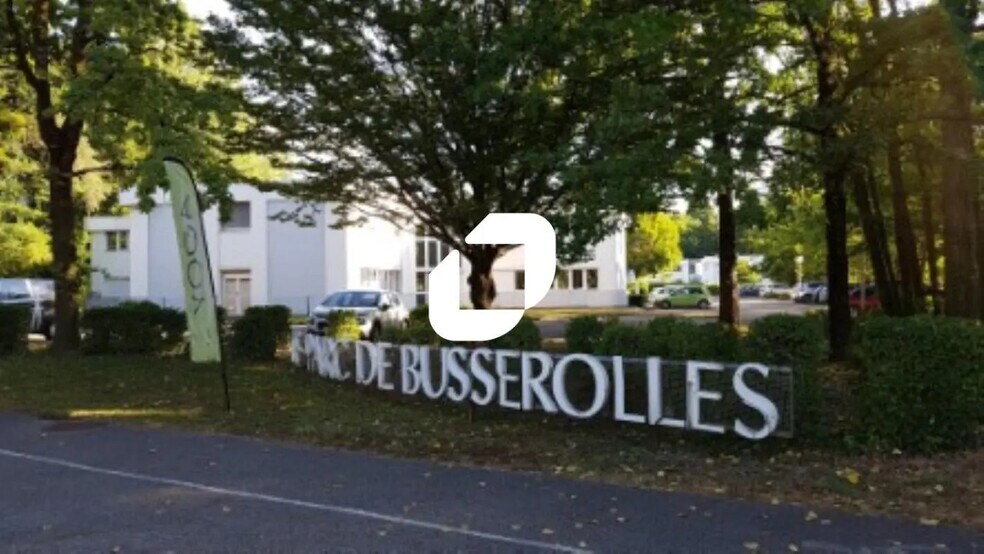 Bureau dans Meylan à vendre - Photo du bâtiment - Image 2 de 10