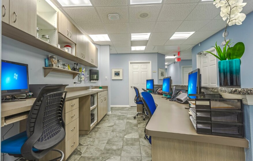 1132 Cypress Glen Cir, Kissimmee, FL à louer - Photo intérieure - Image 2 de 2