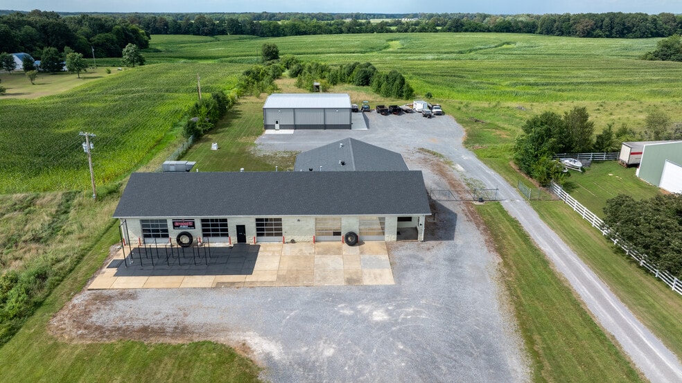 1184 Poor Farm Rd, Murray, KY for sale - Aerial - Image 2 of 21