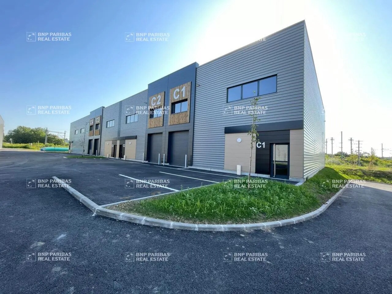 Flex in Sainghin-en-Mélantois for lease Building Photo- Image 1 of 24