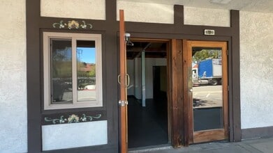 28200 Hwy 189, Lake Arrowhead, CA à louer - Vidéo sur l’inscription commerciale 